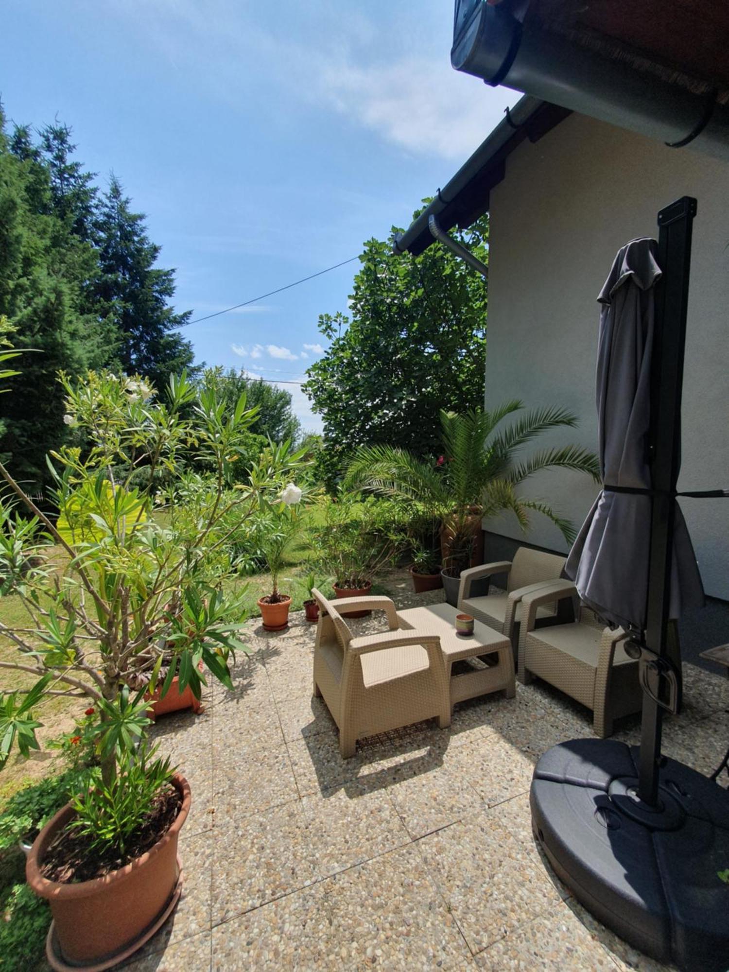 Fehér Rózsa Apartman Cserszegtomaj Esterno foto