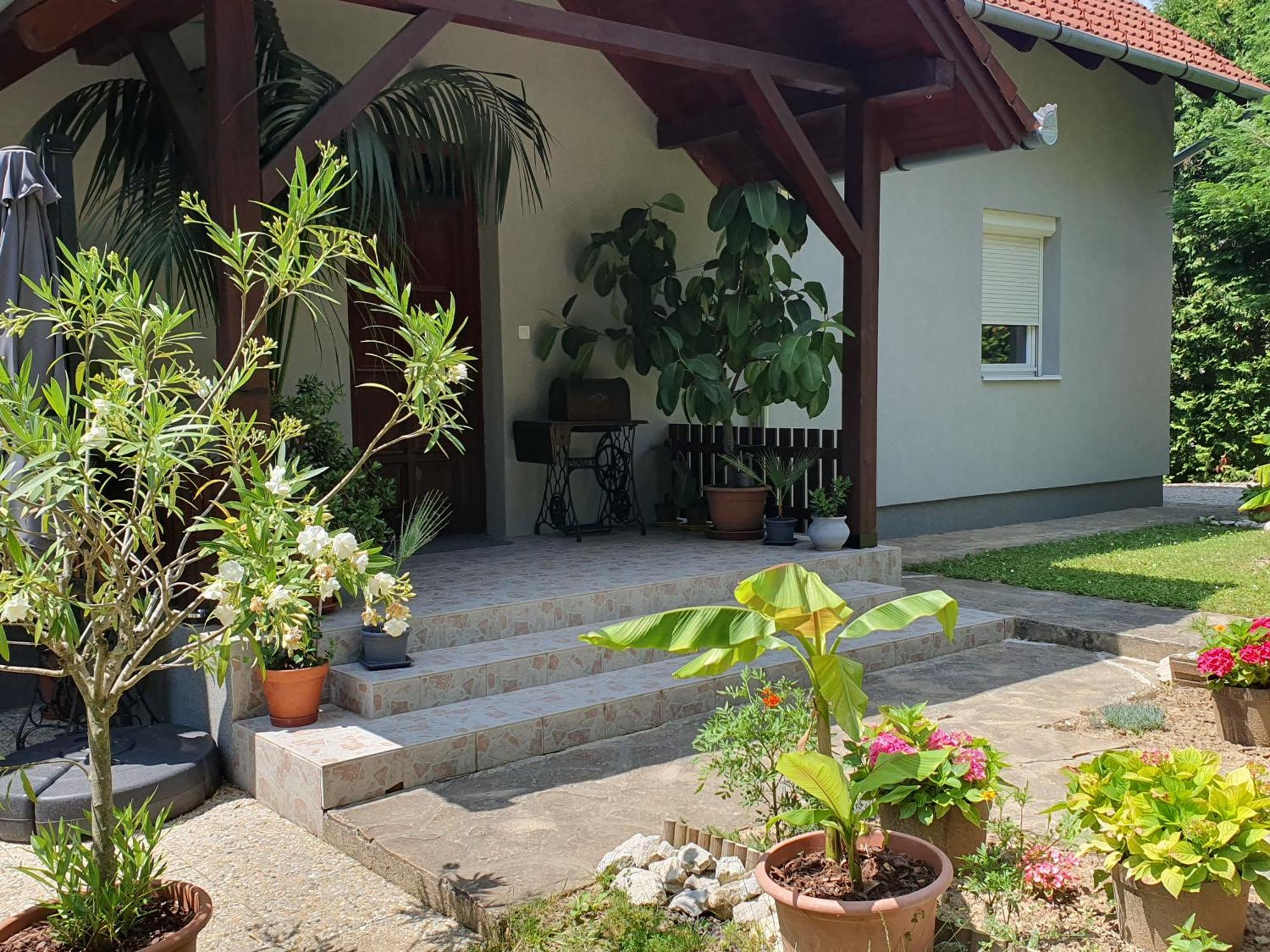 Fehér Rózsa Apartman Cserszegtomaj Esterno foto