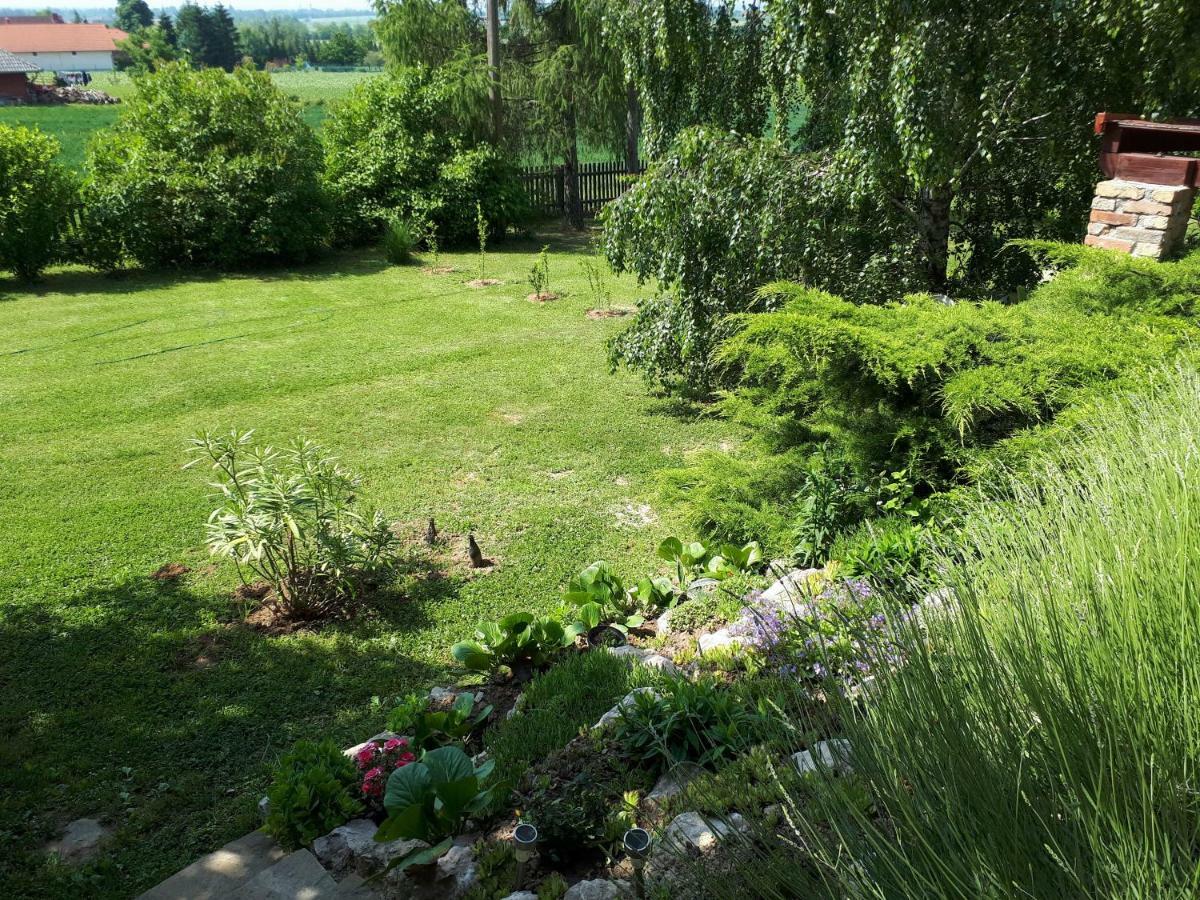 Fehér Rózsa Apartman Cserszegtomaj Esterno foto