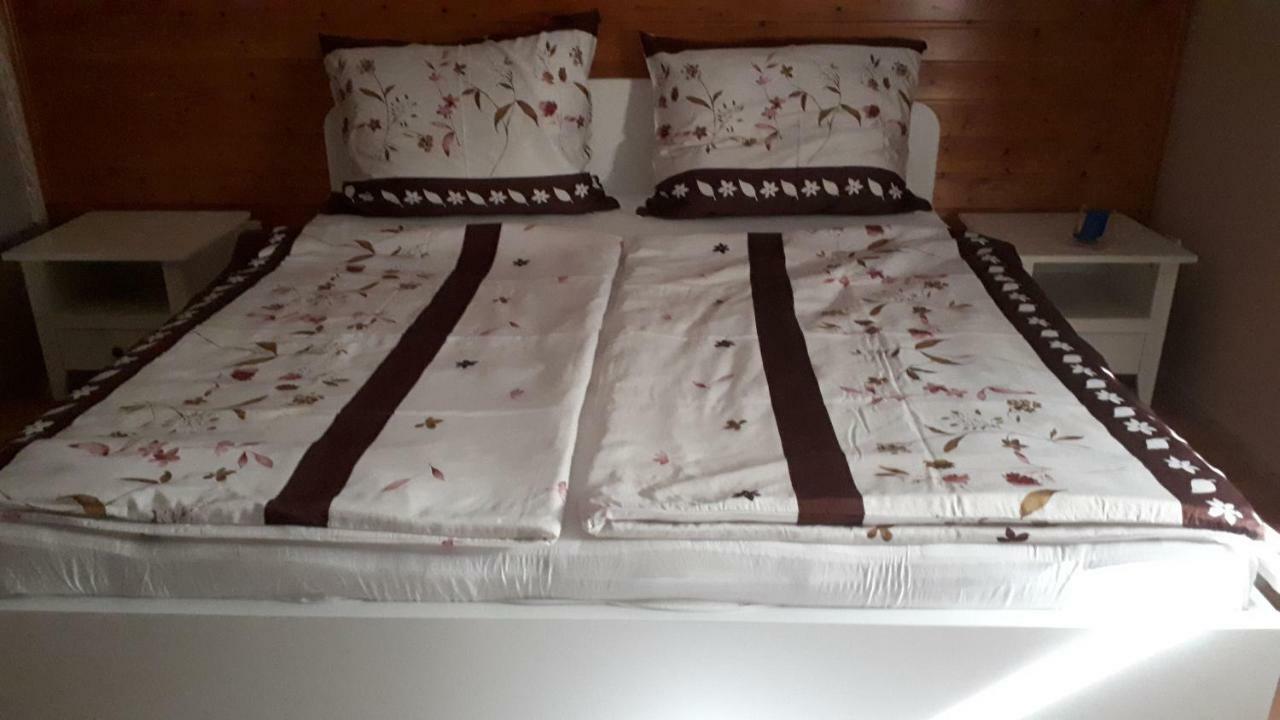 Fehér Rózsa Apartman Cserszegtomaj Esterno foto