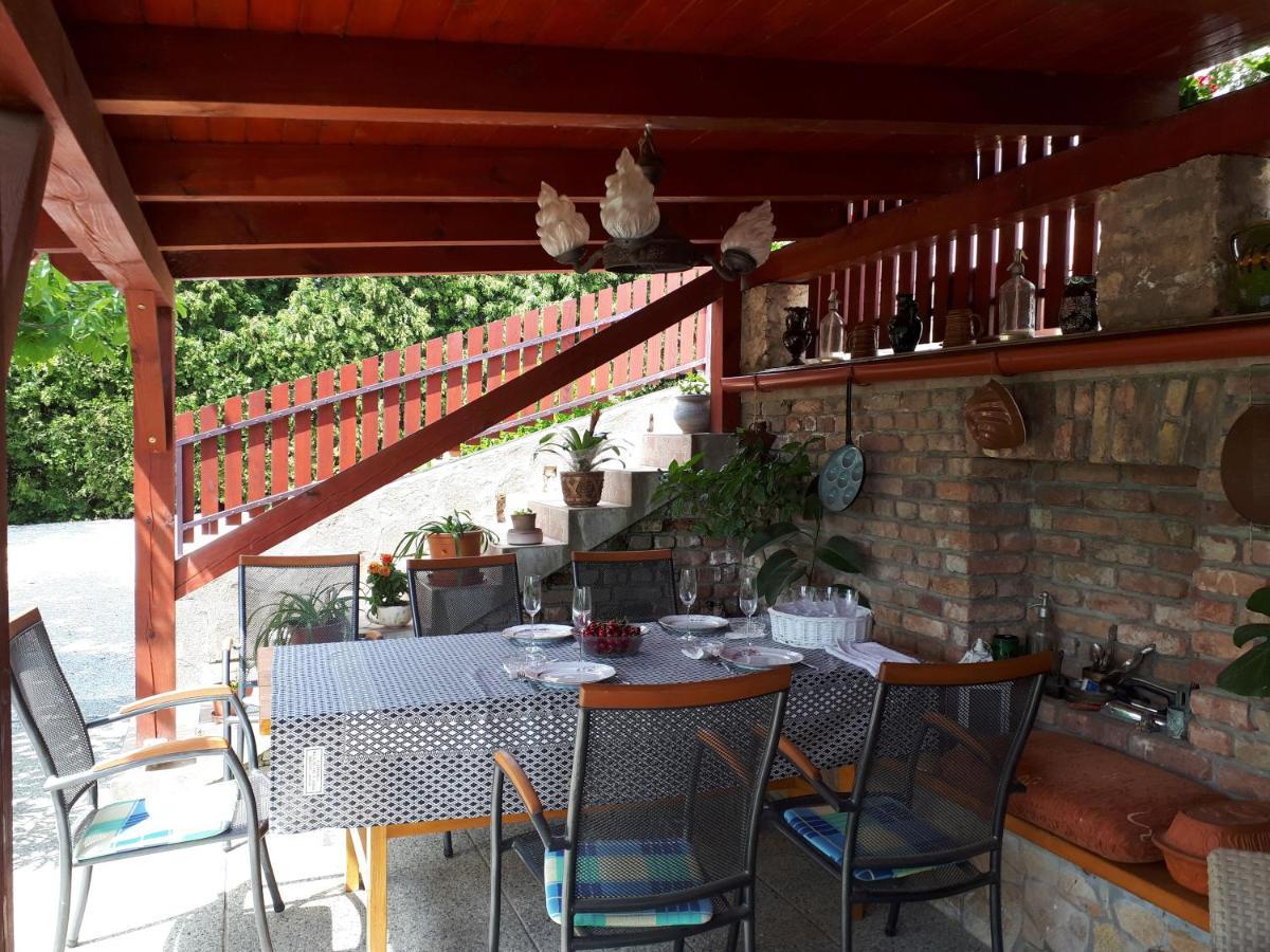 Fehér Rózsa Apartman Cserszegtomaj Esterno foto